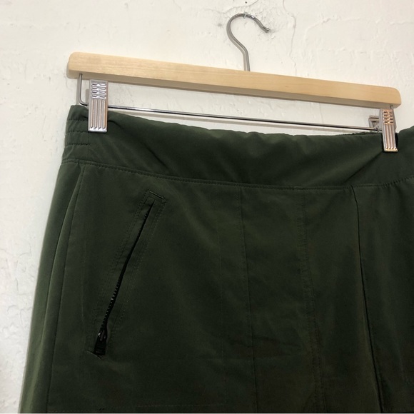 Athleta Chelsea Cargo Skort Tennis Skirt With Shorts Activewear Olive Green 6 - Picture 3 of 9